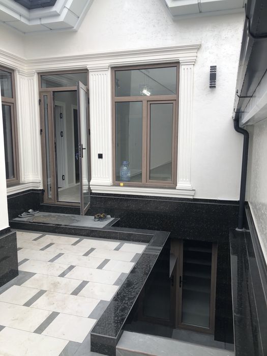 Yangi qurilgan uylar sotuvda