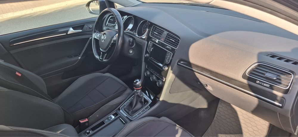 Golf vII  1.6 d variant