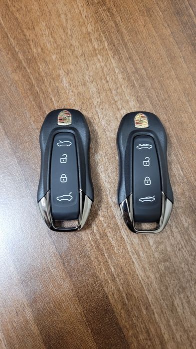 Carcasa cheie cu 4 butoane Porsche 2025  +