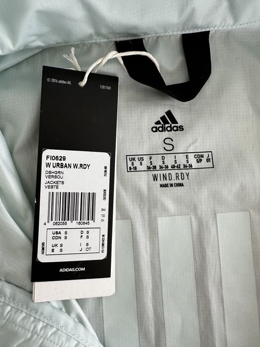 Geaca vant Adidas