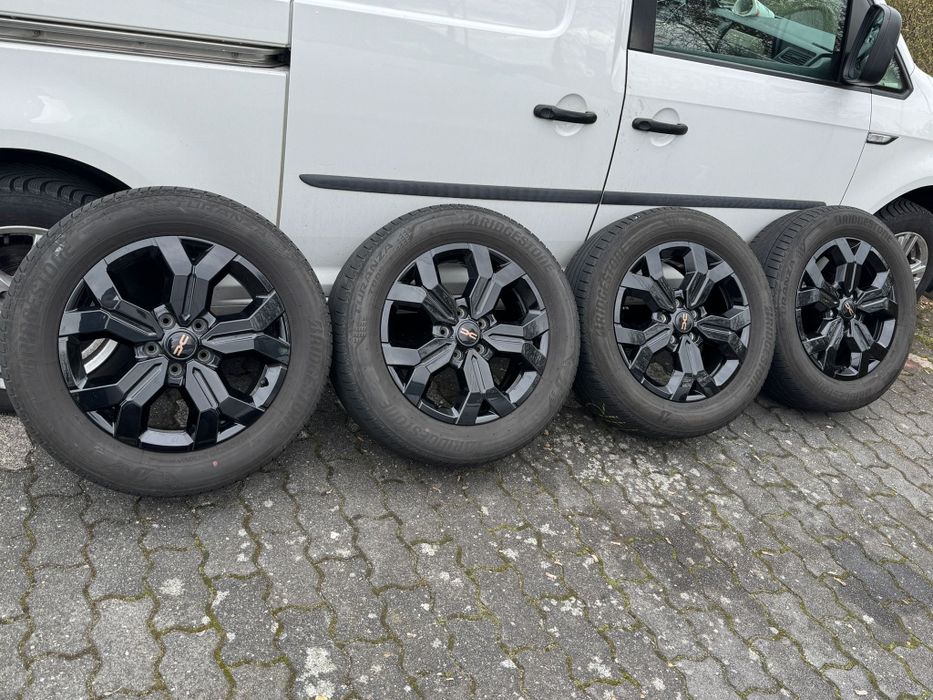 Jante aliaj 17"orig.Dacia Duster anv.Vara Brigestone 215/60/17 profil f.bun