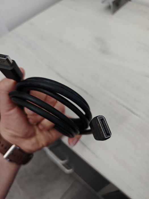 Продам кабель display port