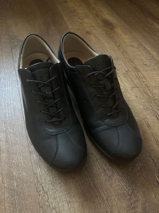 женские туфли ecco черные
