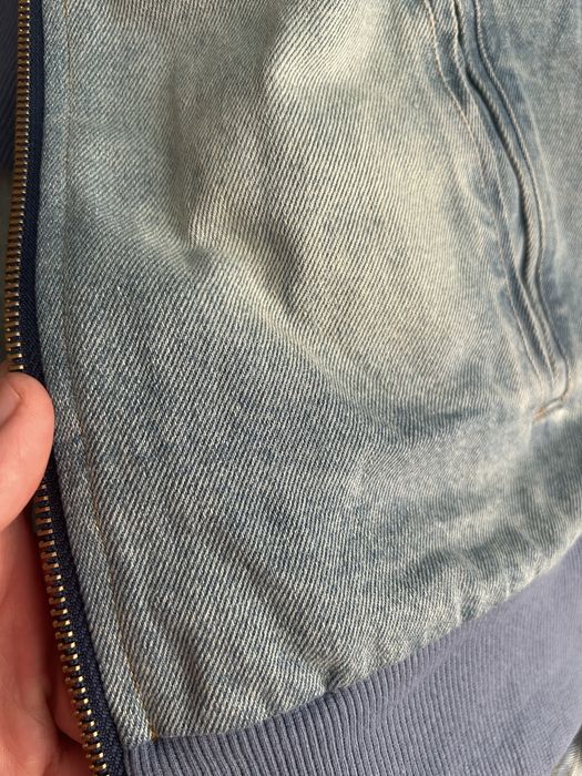 Продаю новый джинсовый костюм для девочки