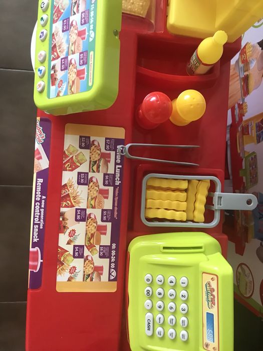 Играчка “Бързо хранене” със звук и светлини