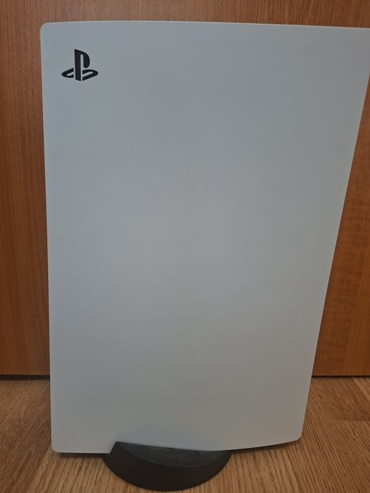 Vând playstation5 simplu