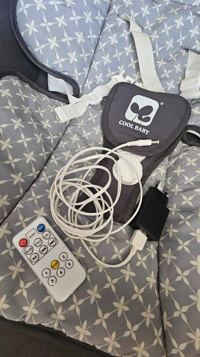Balansoar electric cu telecomandă şi Bluetooth