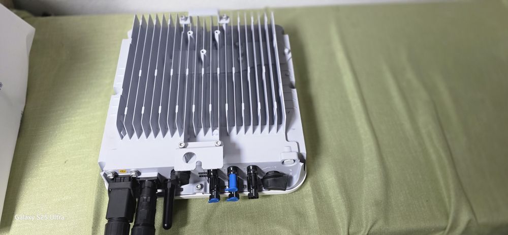 Invertor Huawei Luna 2000 3kw  hibrid monofazat