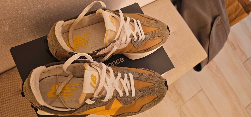 New Balance 327 marimea 42.5