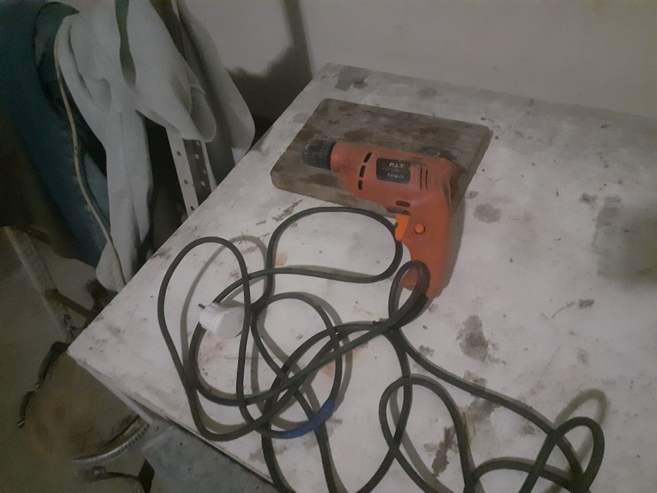 Электроинструмент б/у