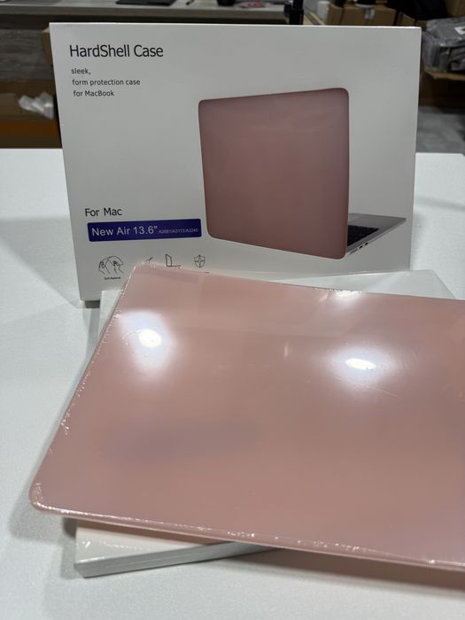 Кейс / защитный чехол для MacBook