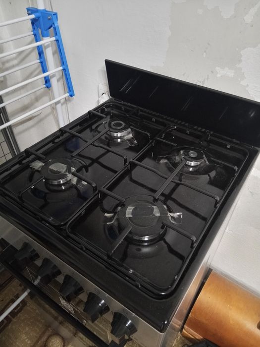 Продам газплита с духовкой