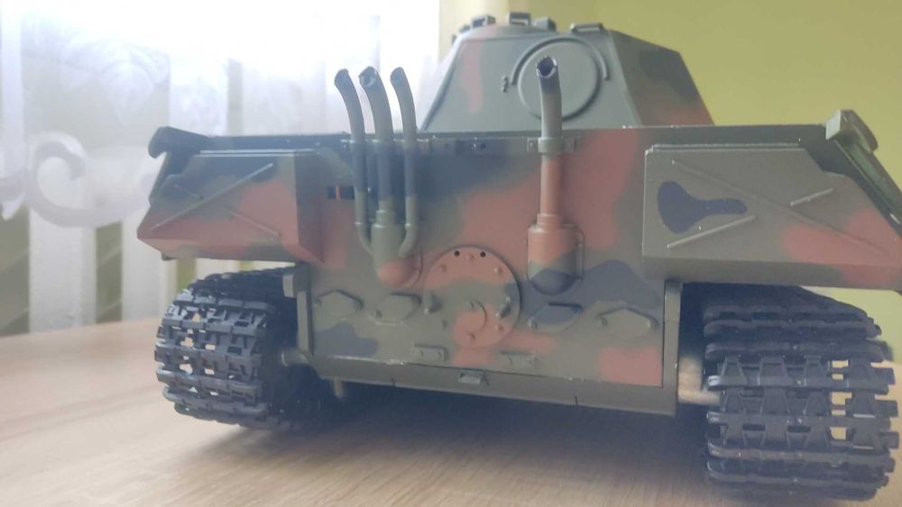 RC  танк Panther