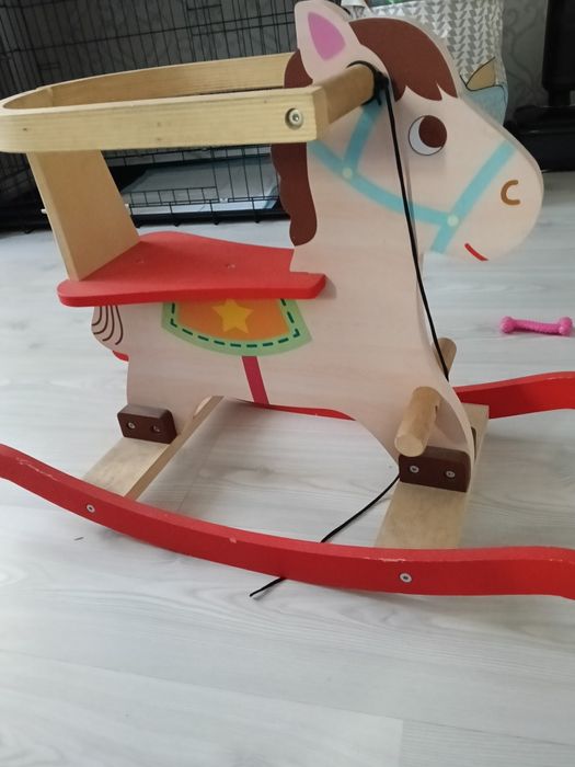 Лошадка - качалка деревянная