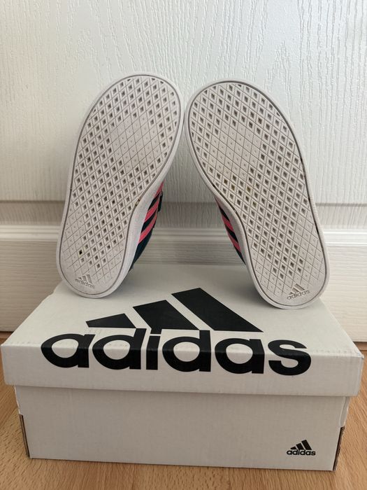 Маратонки Adidas #27