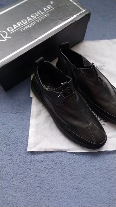 Продам кожаные туфли