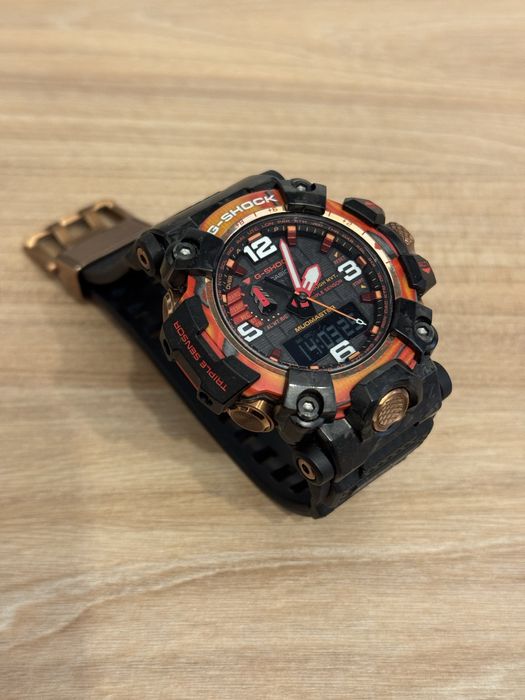 G-shock GWG-2040FR