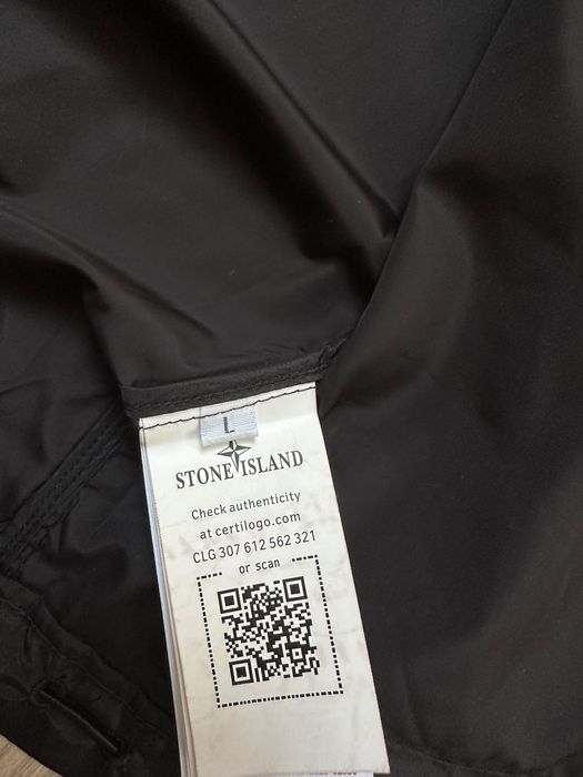 Jacheta Micro Reps de la Stone Island