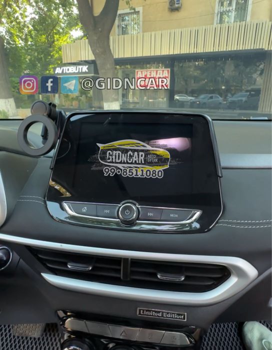 Заводской держатель телефона на монитор Tracker 2 & Onix