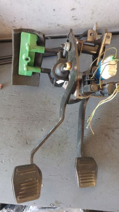 Ansamblu pedalier ford transit connect 1.8 tdci 2002-2013 7t162450ac