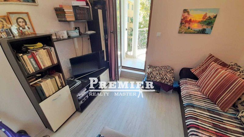 Продава се Двустаен апартамент в к.к. Слънчев бряг - 53 кв.м за 1774 €/кв.м - Снимка #12