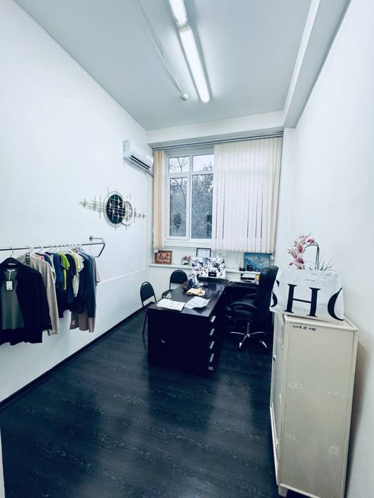 Продается нежилое помещение 776 кв/м. Мирзо Улугбекский район.