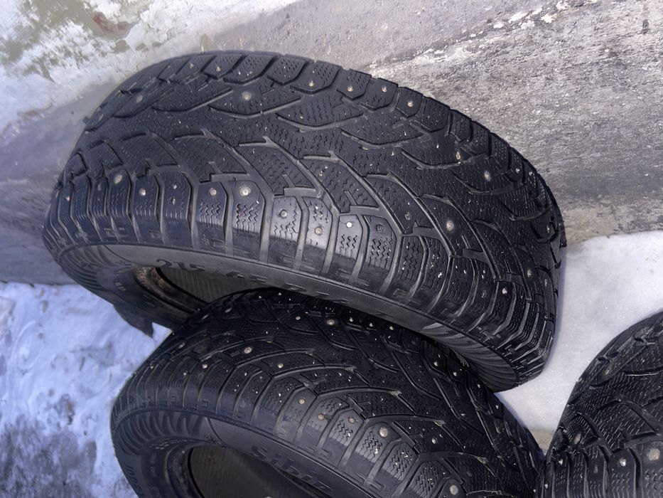 Продам Шины 215.65 R16