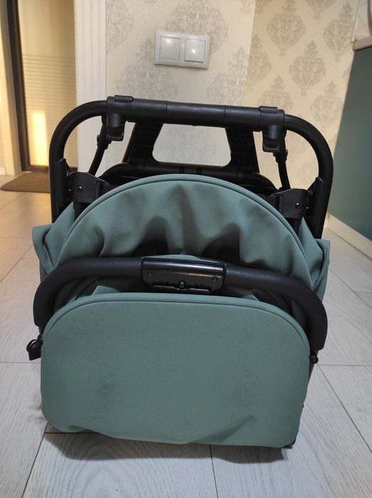 Продам детскую коляску