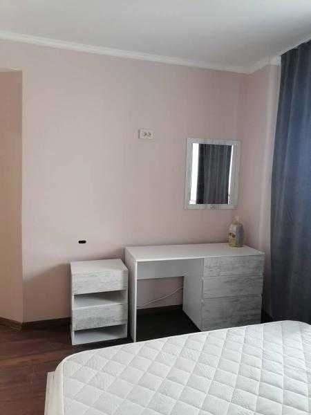 Стилно обзаведен двустаен дом под наем във Възраждане