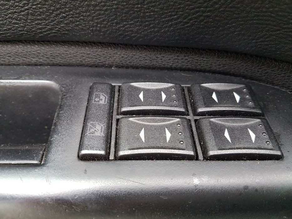 Buton / Butoane Actionare Geamuri Ford Mondeo mk 3 2000 - 2007
