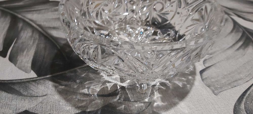 Продавам кристална купа нова