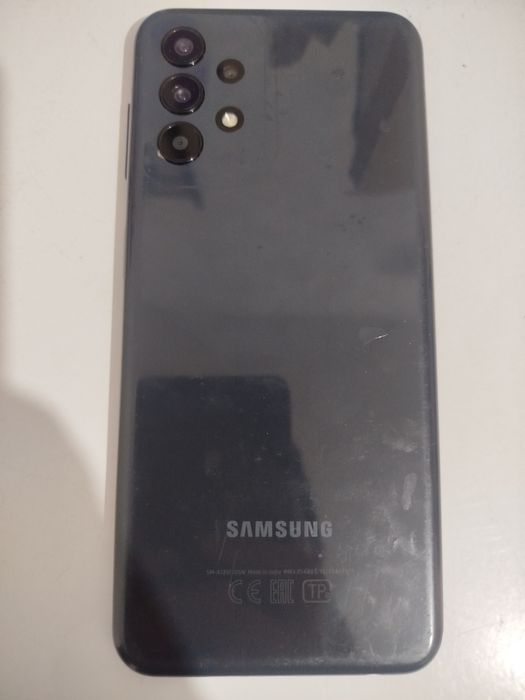 Продаю Самсунг а 13