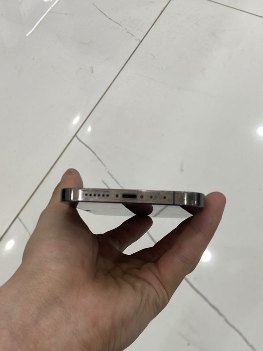 Продам айфон 12 про макс