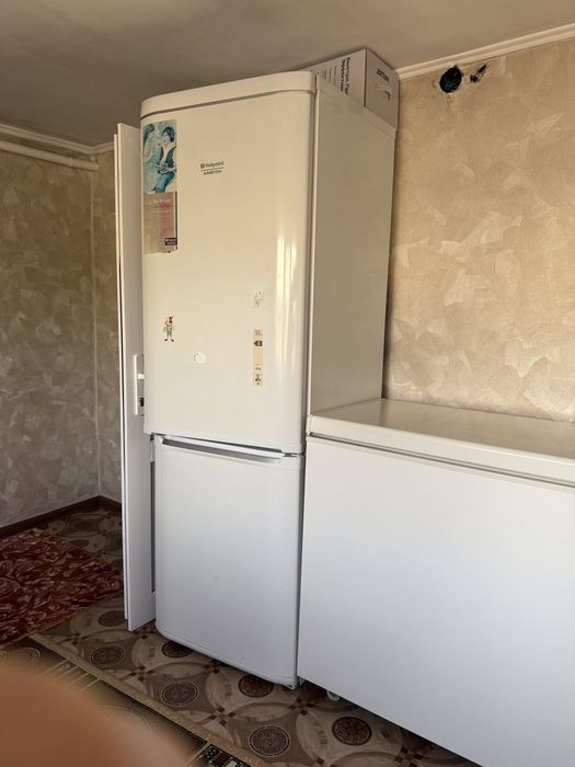 Продам холодильник