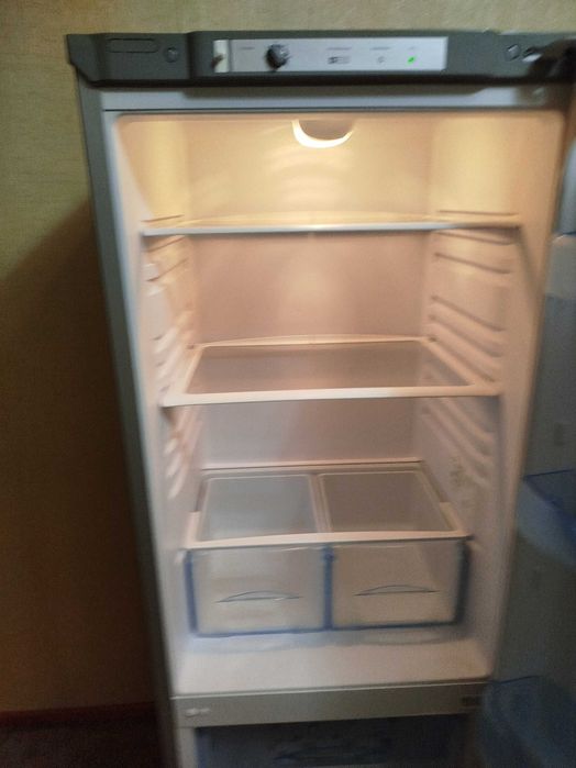 Продам холодильник бирюса