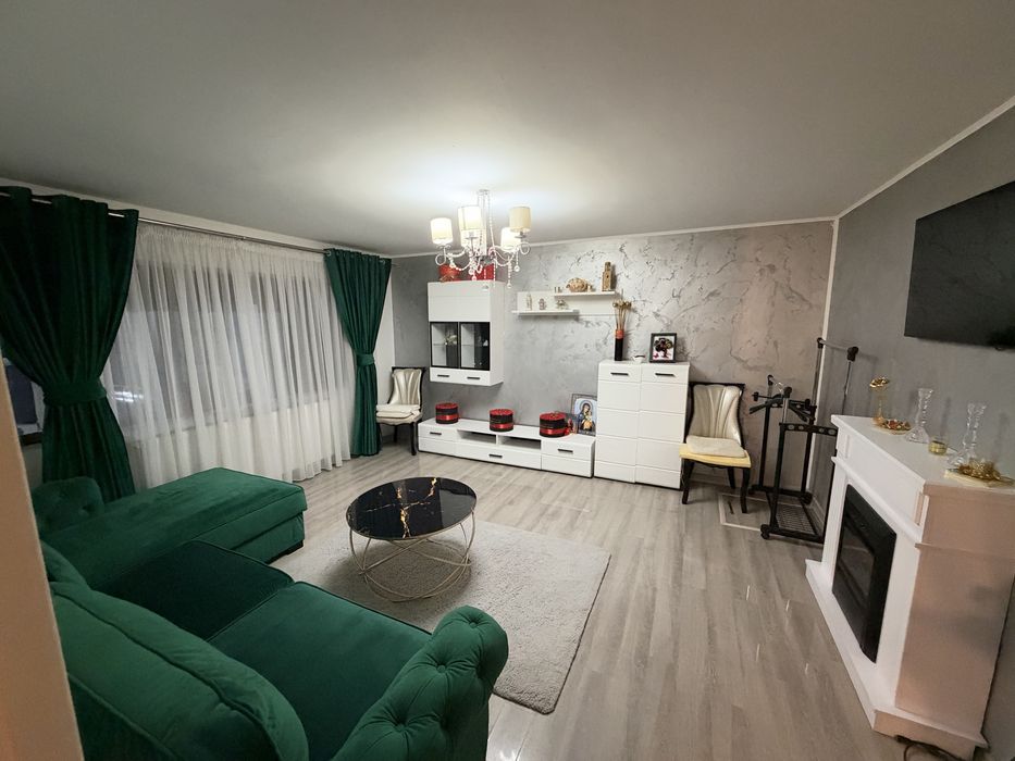 Inchiriez apartament de lux!