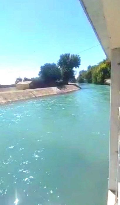 Даре буйида Элитный Ховли сотилади  6 хона  7 сотик Чирчик ш.