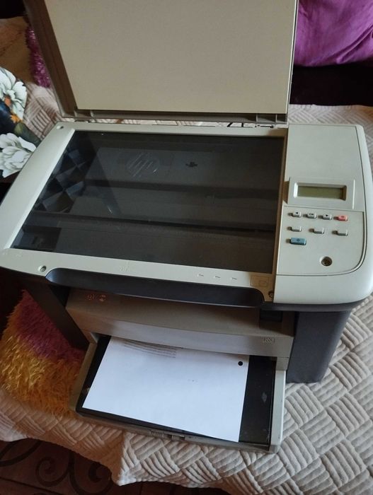 Принтер 3 в1 HP M1005