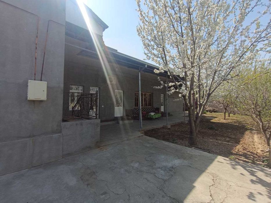 Ер нархида Участка сотилади, Хасанбойда 6 сотих, Юнусободга 10минут