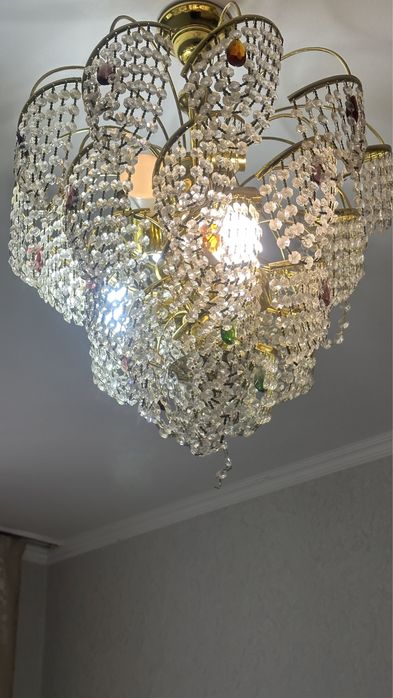 Люстра для дома 10.000