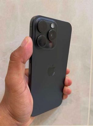 Iphone 15 pro max sotiladi srochna pul kk.