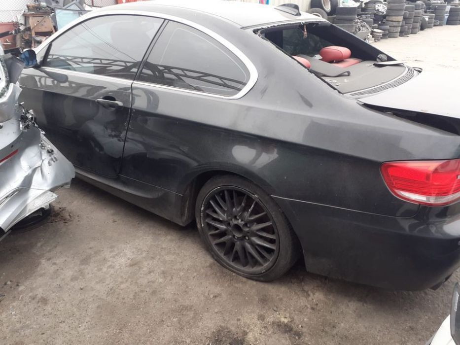 Dezmembrez BMW E92 325i