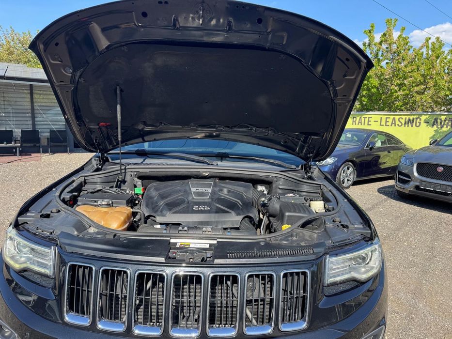 Jeep Grand Cherokee 4x4 250 CP. Fara daune in istoric