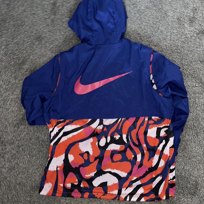 Nike Dri-FIT Sport Clash