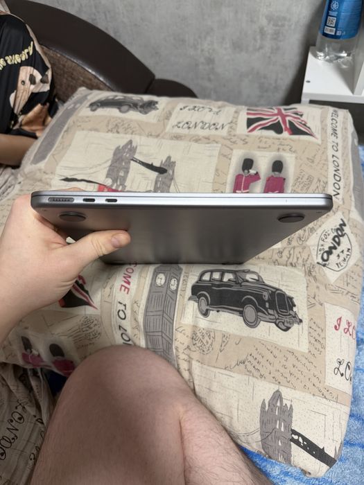 MacBook Air M2, 2022. 13,6 дюймов