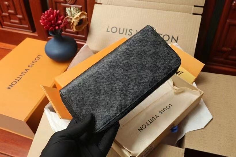 zippy wallet vertical louis vuitton Портфейл