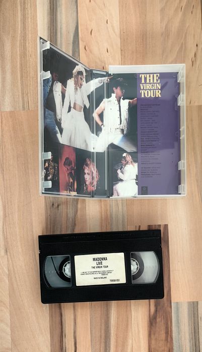 Casetă video VHS pentru VCR Madonna Live The Virgin Tour retro vintage