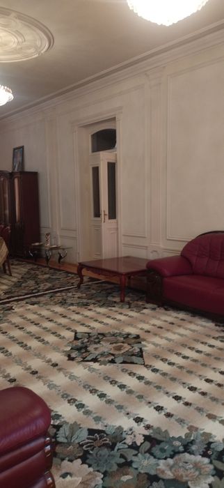 Узбекистанская.Срочно продаётся дом.