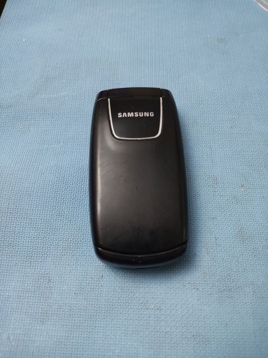 Сот телефон Самсунг