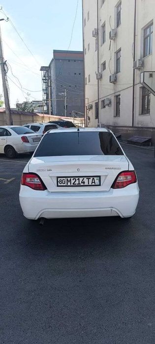 nexia 2  2012-yil pol lyuks konditsioner yoq